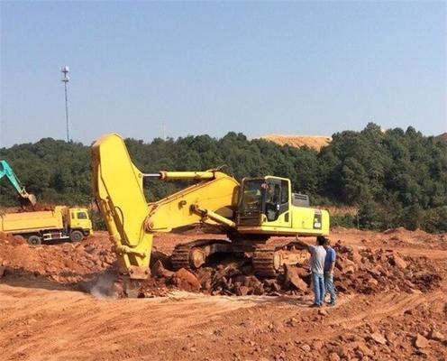 Jual full set 60-70 ton short heavy duty rock excavator boom dan arm ke mana-mana dan dalam kondisi baik.