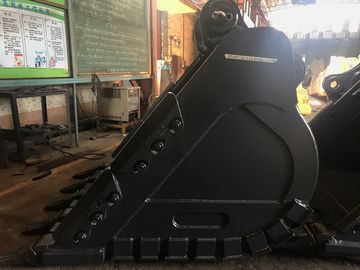 Kuning Hardox450 Excavator Rock Bucket Dengan Kekuatan Gigi Dan 700-1000kg Berat