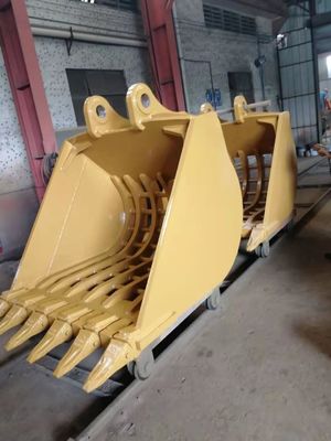22 Ton PC220 Customized Q355B Excavator Bucket 1.1M3 Skeleton Bucket untuk pembersihan kaleng