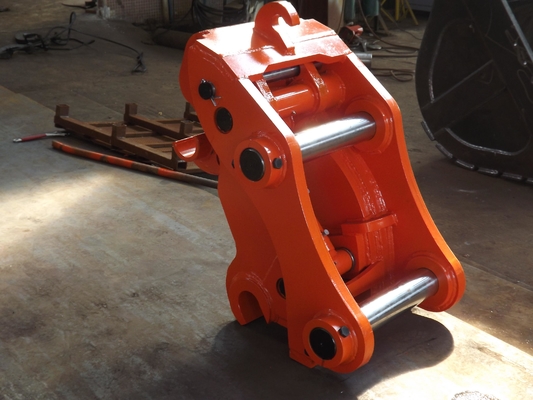 Heavy Duty Hydraulic Digging Machine Coupler / Excavator Attachment Link yang terbuat dari Q355B Kondisi baru