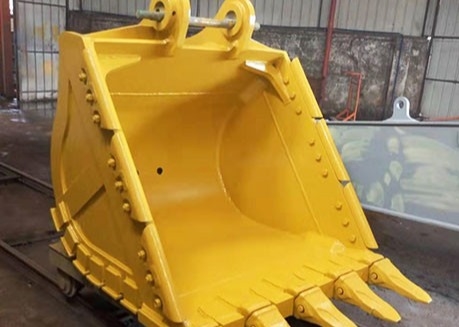 Heavy Duty Q355 Excavator Rock Bucket Dengan Kekuatan Gigi 700-1000kg Warna Kuning / Hitam
