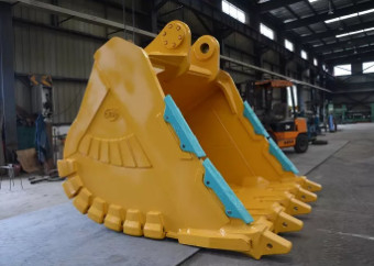 Kekuatan Q355 Excavator Bucket Dengan Hardox400 Gigi Kuning/ Hitam Warna Untuk Pekerjaan Berat