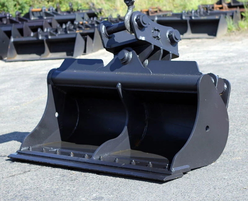 Custom Red / Yellow Tilting Excavator Bucket with Adjustable Opening